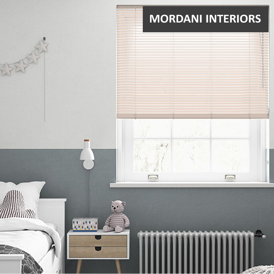 Baby Pink Aluminium Venetian Blind